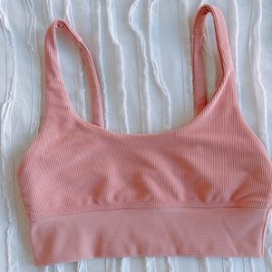 Beach Riot Leah Sports Bra in Pink